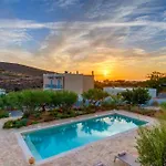 Poseidonia Syros Cozy House
