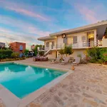 Poseidonia Syros Cozy House