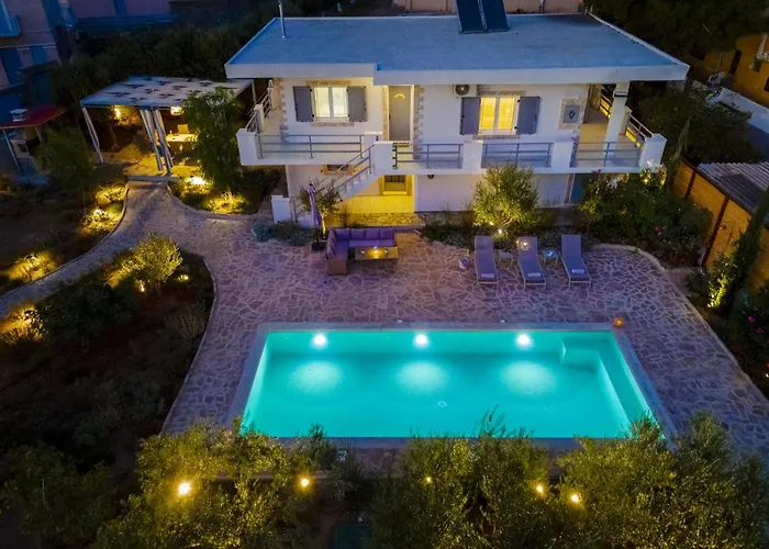 Poseidonia Syros Cozy House Дом отдыха