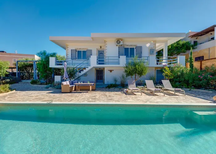 Poseidonia Syros Cozy House Дом отдыха *