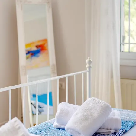 Poseidonia Syros Cozy House Дом отдыха