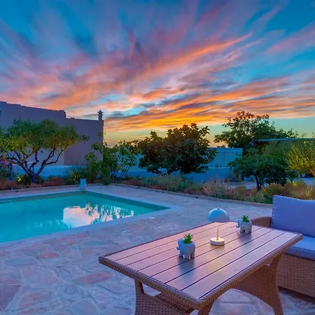 Poseidonia Syros Cozy House Дом отдыха